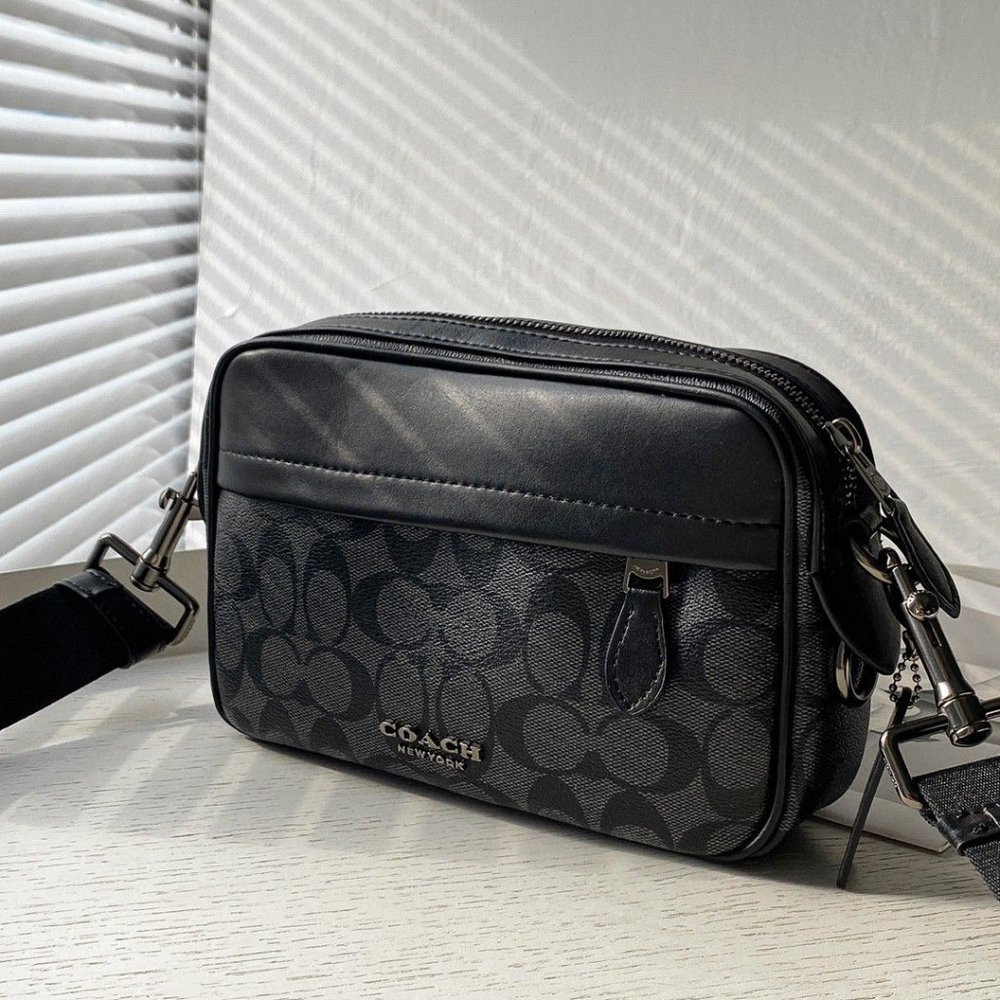 COACH  Camera Bag